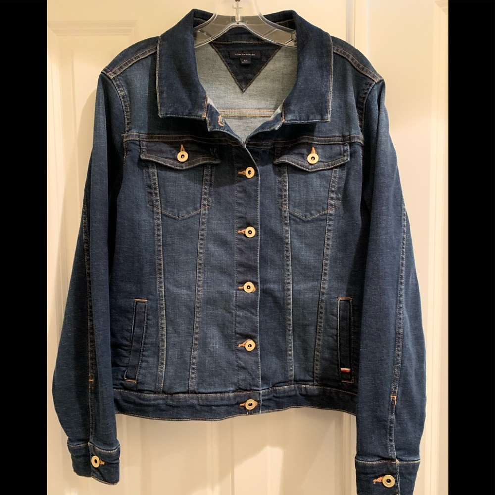 TOMMY HILFIGER JEANS JACKET, NWOT, SIZE L